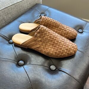 Nicole Go-to Woven Slip On